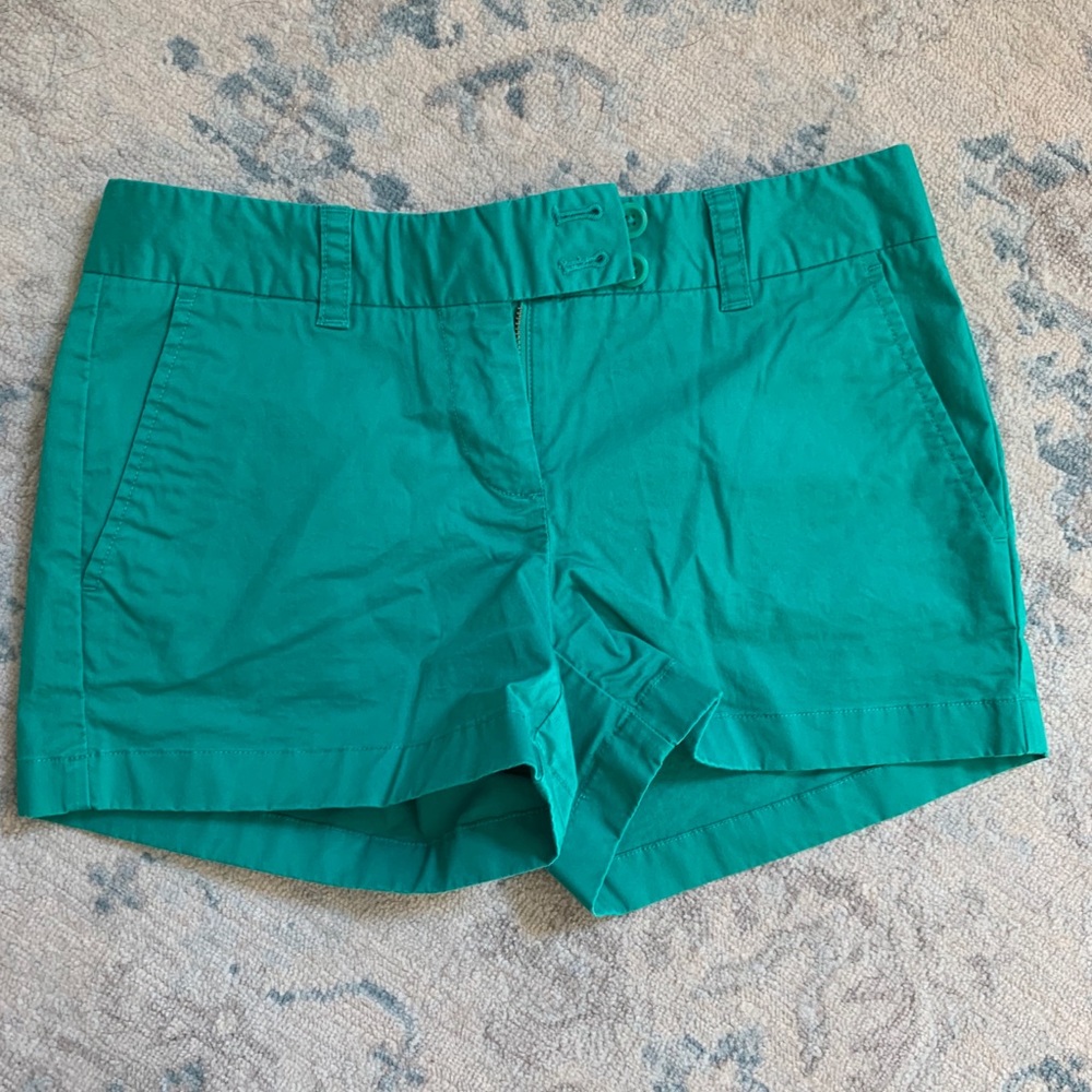 Vineyard Vines shorts